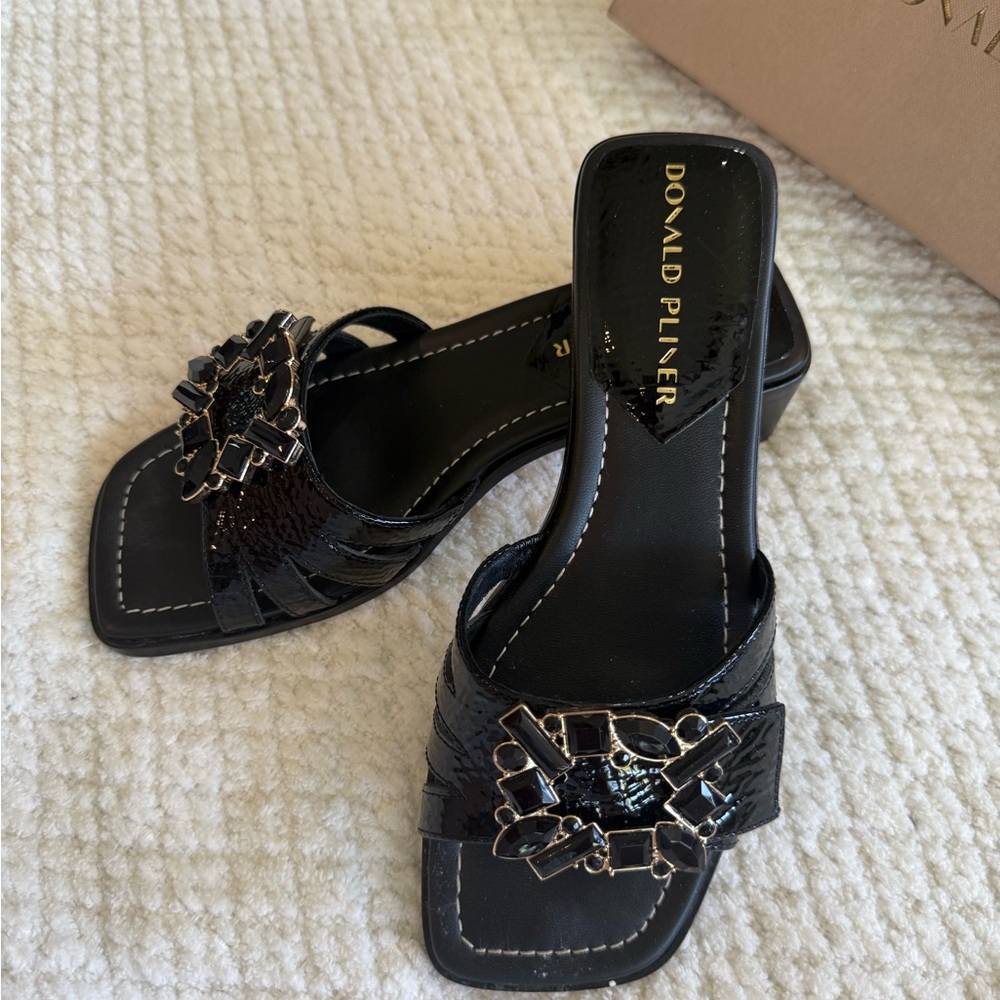 Donald J. Pliner Black Sandals with Metallic Detail